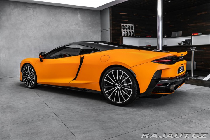 McLaren Ostatní modely  2021