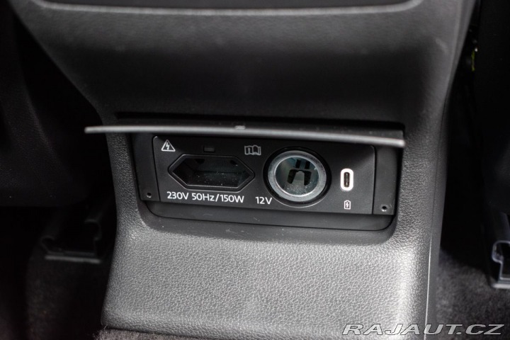 Škoda Karoq 1.5TSI DSG*STYLE+*KAMERA* 2021