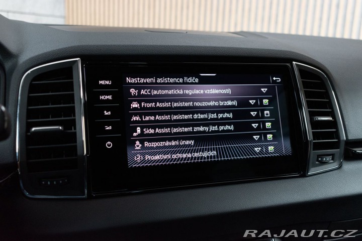 Škoda Karoq 1.5TSI DSG*STYLE+*KAMERA* 2021