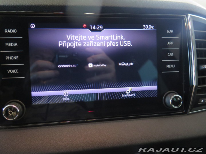 Škoda Karoq 1.5TSI,klima,navi,výhřev, 2019