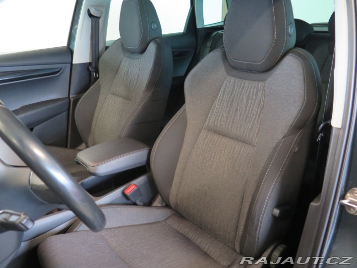 Škoda Karoq 1.5TSI,klima,navi,výhřev, 2019
