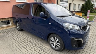 Peugeot Traveller  2018