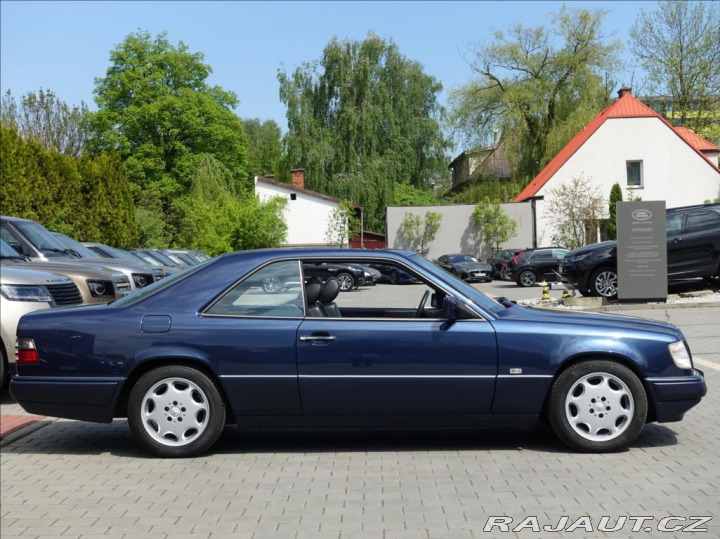 Mercedes-Benz 124 2,0 200 Sportline coupé,A 1995