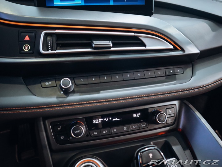 BMW i8 Ultimate Sophisto Edition 2019