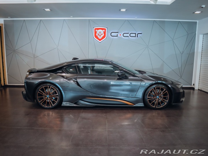 BMW i8 Ultimate Sophisto Edition 2019