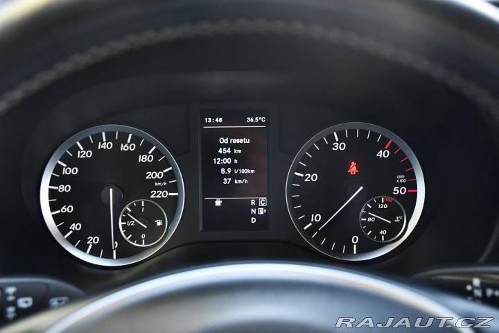 Mercedes-Benz Vito 250D 4MATIC 8MÍST TAŽNÉ N 2018
