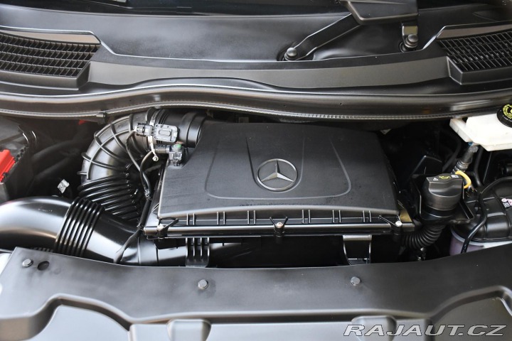 Mercedes-Benz Vito 250D 4MATIC 8MÍST TAŽNÉ N 2018