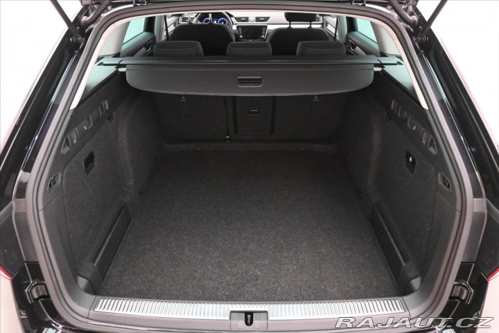 Škoda Superb 2,0 TDI 110kW DSG Clever 2023