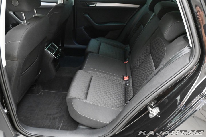 Škoda Superb 2,0 TDI 110kW DSG Clever 2023