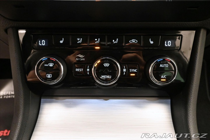 Škoda Superb 2,0 TDI 110kW DSG Clever 2023