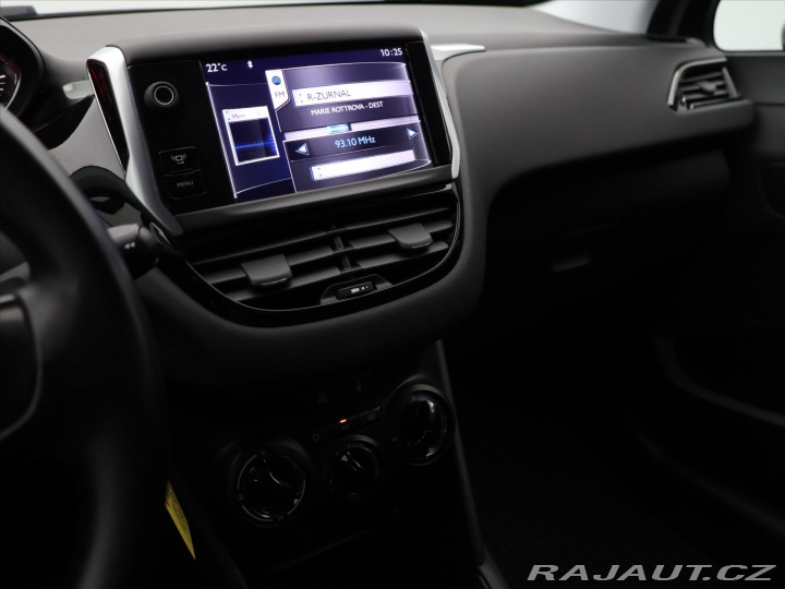 Peugeot 208 1,2 PT 60kW Klima CZ LPG 2013