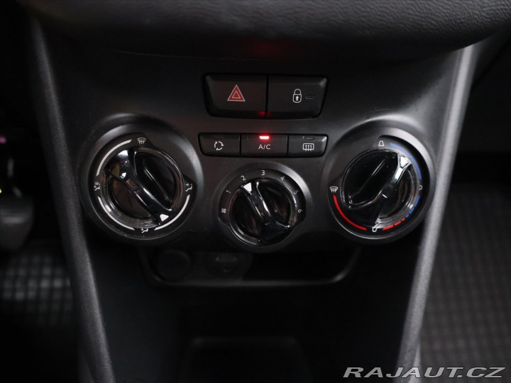 Peugeot 208 1,2 PT 60kW Klima CZ LPG 2013