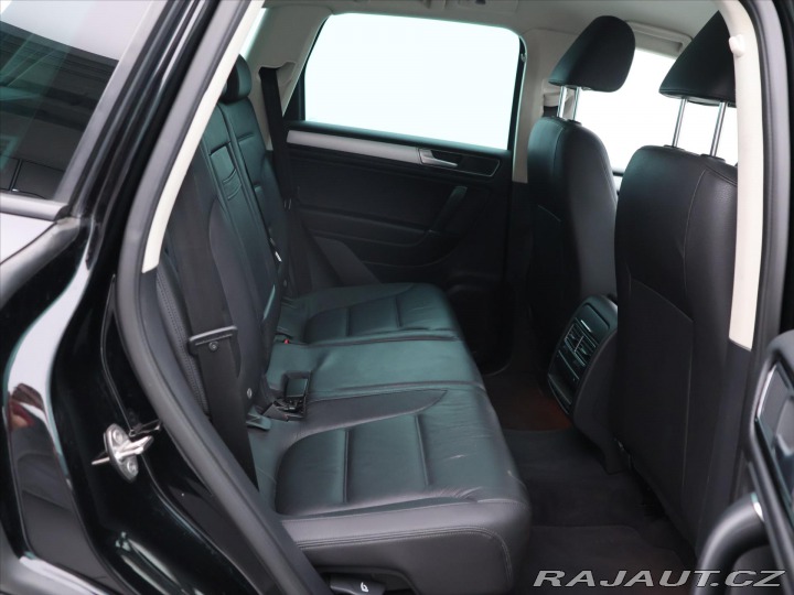 Volkswagen Touareg 3,0 TDI V6 193kW 4x4 Tažn 2015