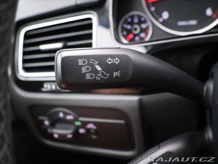 Volkswagen Touareg 3,0 TDI V6 193kW 4x4 Tažn 2015