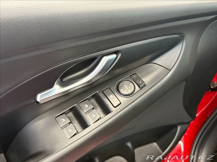 Hyundai i30 1,0 T-GDI COMFORT 1.MAJIT 2017