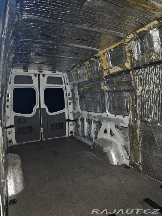 Mercedes-Benz Sprinter 3,0   319 CDI V6 / 5 MÍST 2010