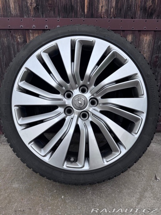 Opel Insignia 2,8   OPC 1800