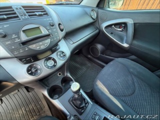 Toyota RAV4 2,2   130kw 2007