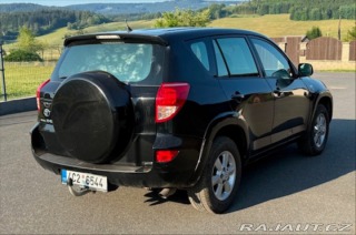 Toyota RAV4 2,2   130kw 2007
