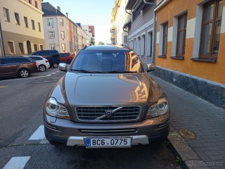 Volvo XC90 3,2   l AWD exucutive LPG