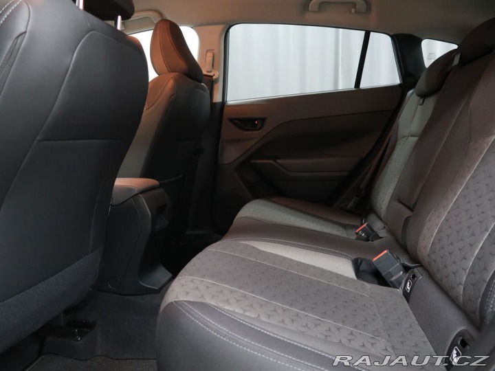 Subaru Crosstrek COMFORT 4X4. K ODBĚRU IHN 2026