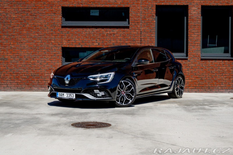 Renault Mégane 300 R.S. Trophy 4Control