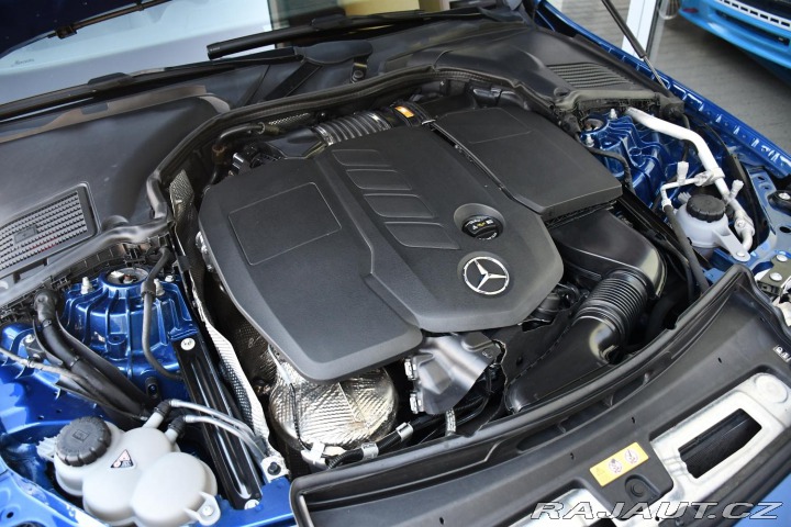 Mercedes-Benz C 220D 4M AMG ČR 2022