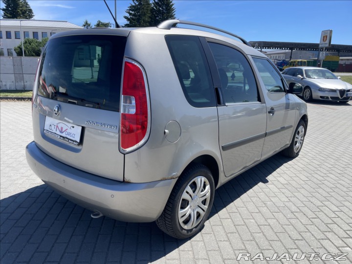 Škoda Roomster 1,2 TSi 63kw Ambiente Kli 2015