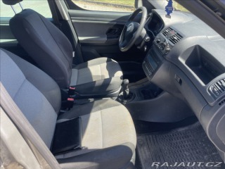 Škoda Roomster 1,2 TSi 63kw Ambiente Kli 2015
