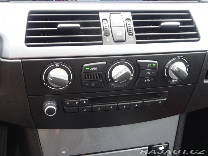 BMW 5 520d 120kW KŮŽE SERVIS 2009