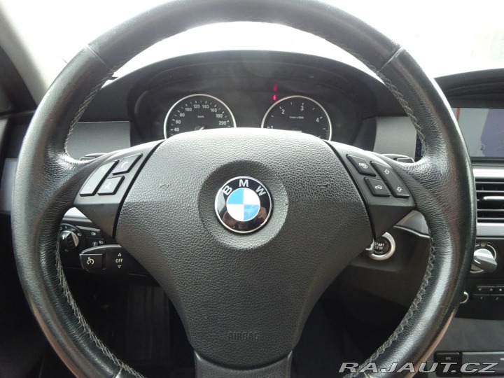 BMW 5 520d 120kW KŮŽE SERVIS 2009