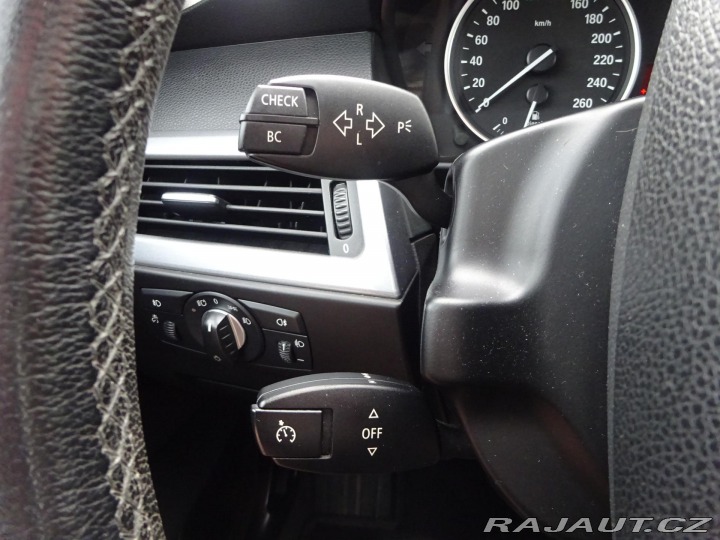 BMW 5 520d 120kW KŮŽE SERVIS 2009