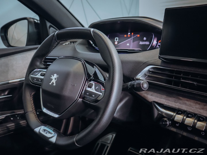 Peugeot 5008 1.6 PureTech - REZERVACE 2021