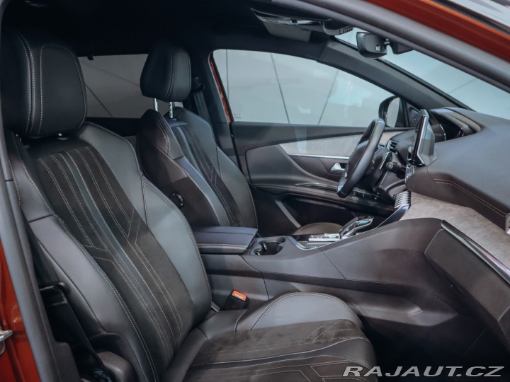 Peugeot 5008 1.6 PureTech - REZERVACE 2021