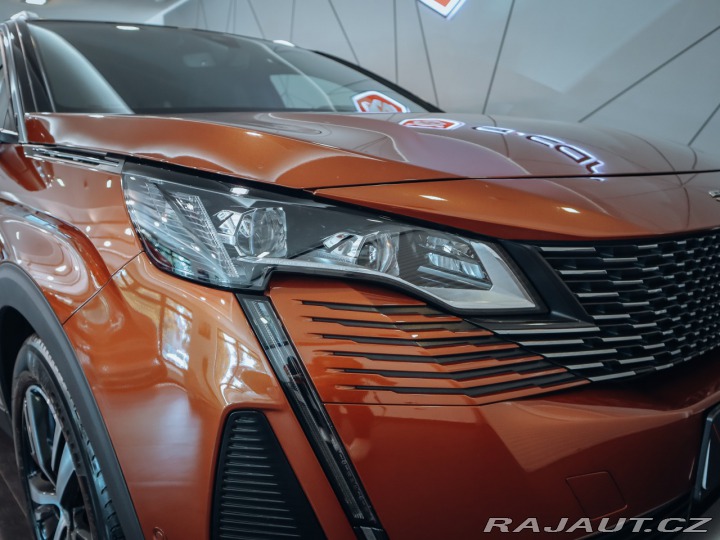 Peugeot 5008 1.6 PureTech - REZERVACE 2021