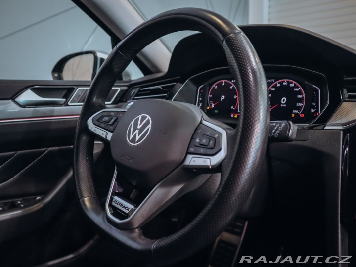 Volkswagen Passat Variant 2.0 TDI Alltrack 2022