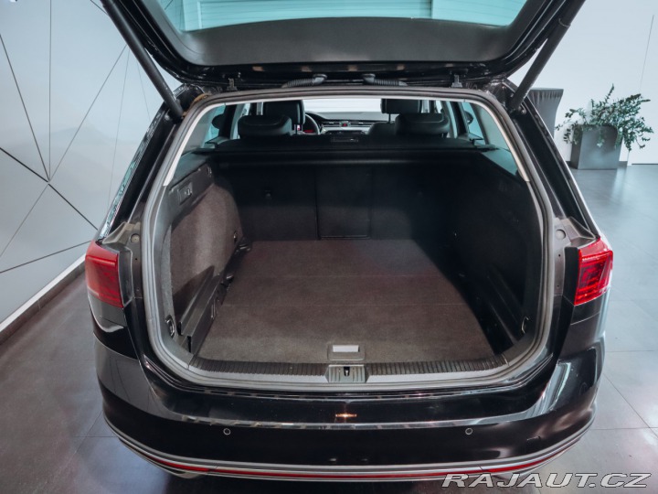 Volkswagen Passat Variant 2.0 TDI Alltrack 2022