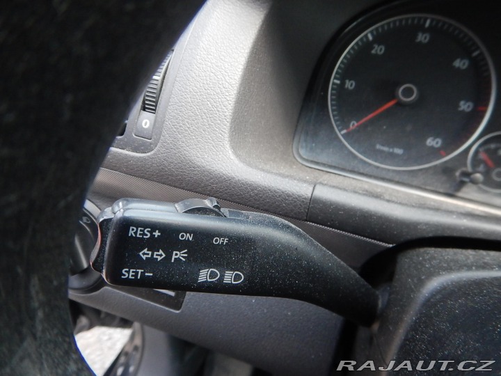 Volkswagen Touran 1.9 TDI, 7 MÍST, TAŽNÉ 2006