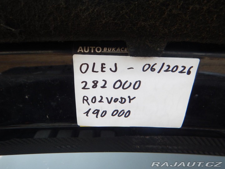 Volkswagen Touran 1.9 TDI, 7 MÍST, TAŽNÉ 2006