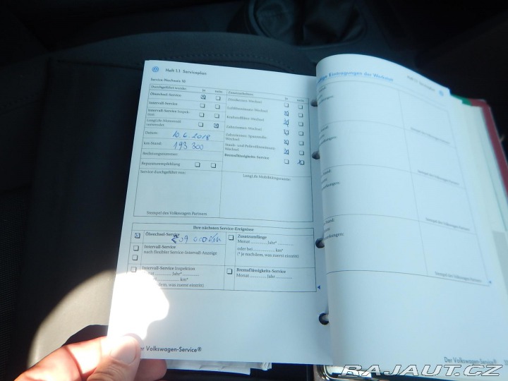 Volkswagen Touran 1.9 TDI, 7 MÍST, TAŽNÉ 2006
