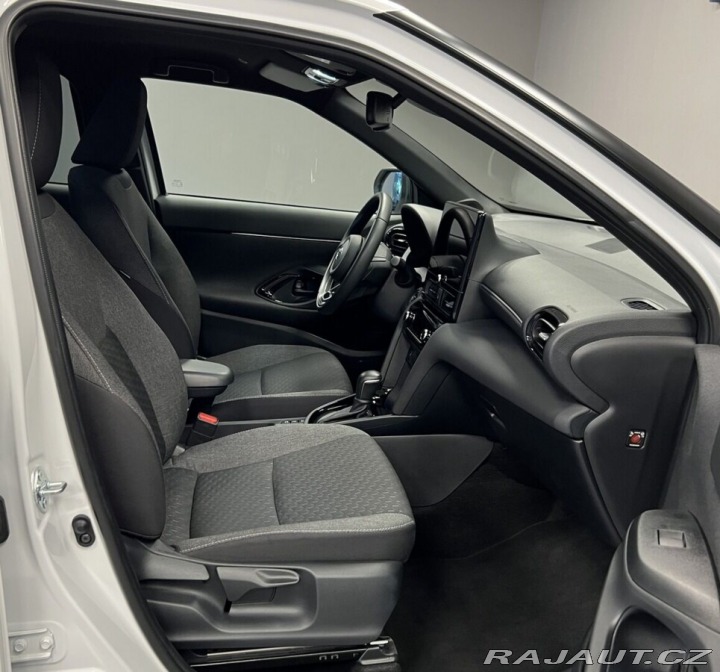 Toyota Yaris Cross 1.5 Hybrid AT STYLE 2025
