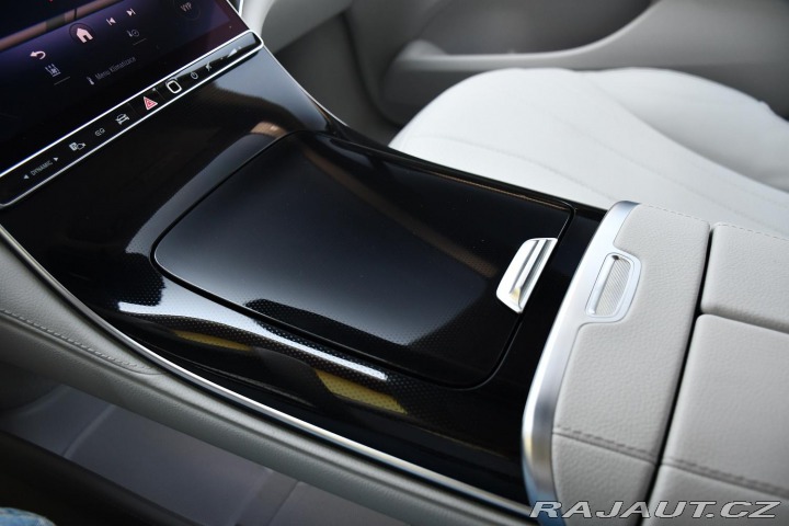 Mercedes-Benz EQE 350 4MATIC 4L-ZÁRUKA 2023