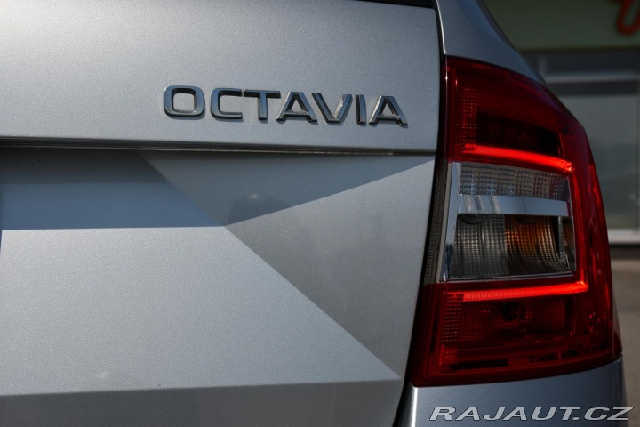 Škoda Octavia 1.5TSi 110kW DSG NAV ACC 2020