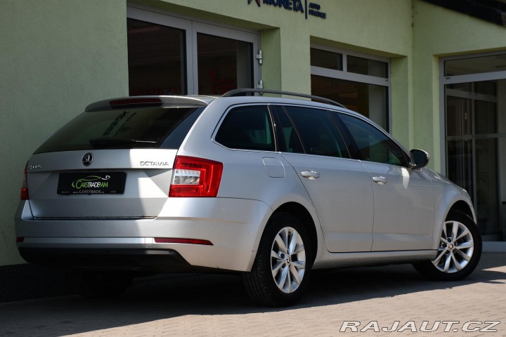 Škoda Octavia 1.5TSi 110kW DSG NAV ACC 2020