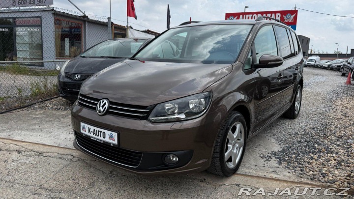 Volkswagen Touran 1.4TSi 103kW *DSG*Navi*Ta 2012