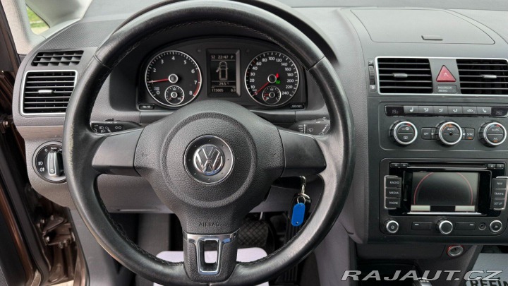Volkswagen Touran 1.4TSi 103kW *DSG*Navi*Ta 2012