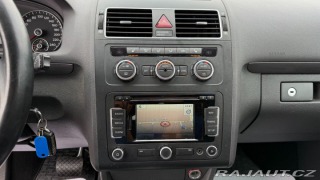 Volkswagen Touran 1.4TSi 103kW *DSG*Navi*Ta 2012