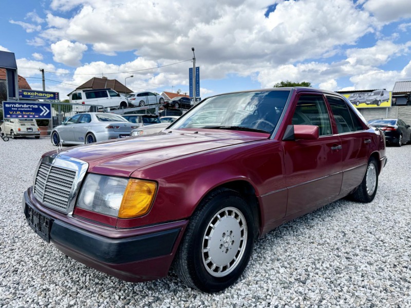 Mercedes-Benz 124 300 D 83kW ČR