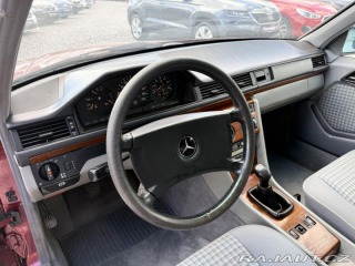 Mercedes-Benz 124 300 D 83kW ČR 1991