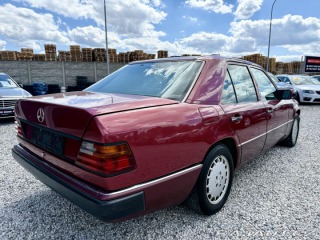 Mercedes-Benz 124 300 D 83kW ČR 1991